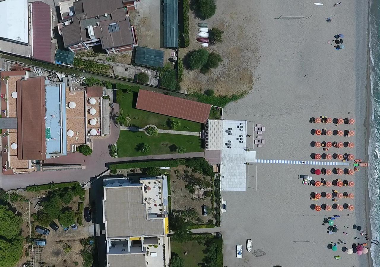 Hotel Federica Riace Marina Exterior photo