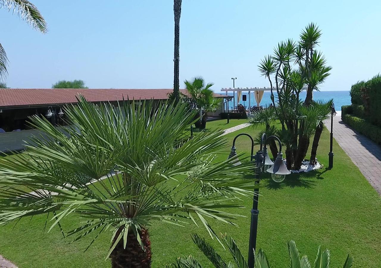Hotel Federica Riace Marina Exterior photo