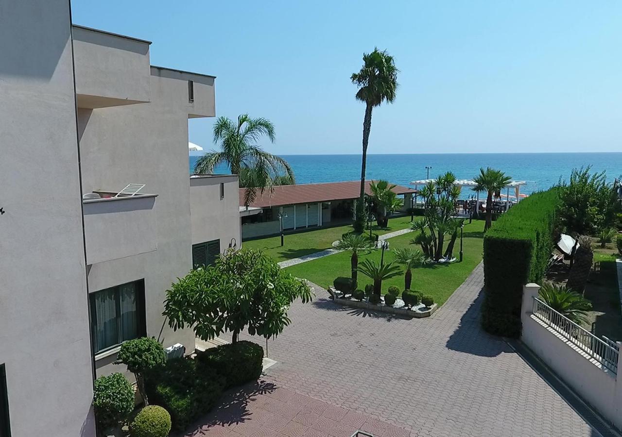 Hotel Federica Riace Marina Exterior photo